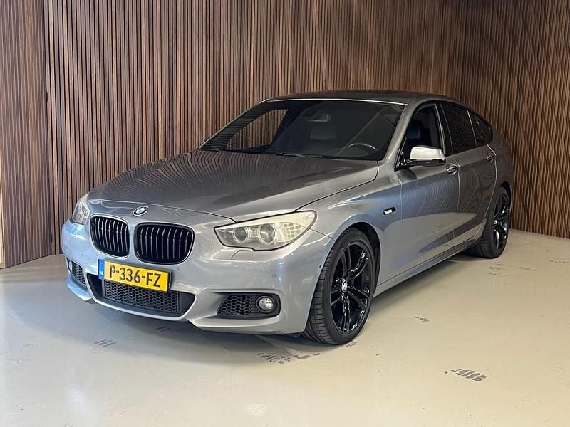 Grijs Gebruikt 2012 BMW 530 Executive Hatchback | € 19.995 - Afbeelding 1/4