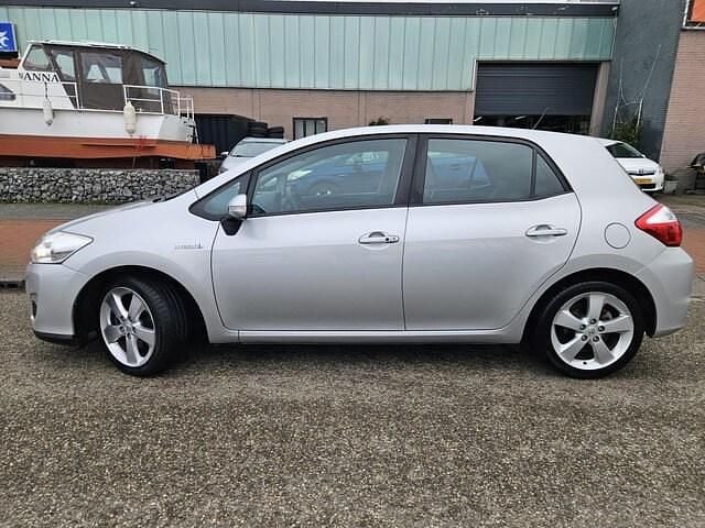 Occasion Toyota Auris Hybrid Executive 2011 Grijs (metallic) Hatchback