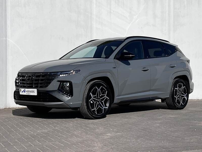 Grijs Gebruikt 2024 Hyundai Tucson Edition SUV | € 40.780 (Eerlijke prijs) - Afbeelding 1/4