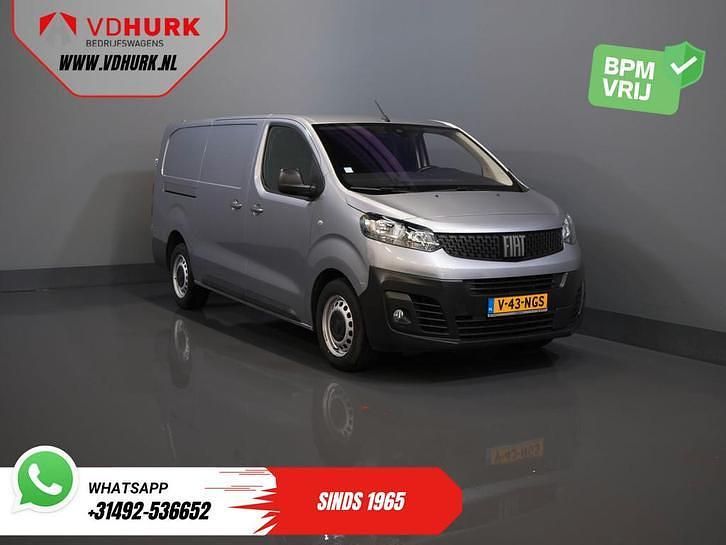 Zilver Occasion 2023 Toyota Proace MPV | € 18.944 (Super prijs) - Afbeelding 1/4