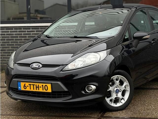 Occasion Ford Fiesta Titanium 82 PK (60 kW) 2012 Zwart (metallic) Hatchback