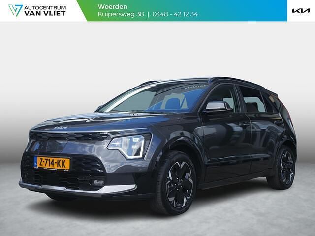 Grijs Gebruikt 2024 Kia e-Niro SUV | € 31.390 (Super prijs) - Afbeelding 1/4