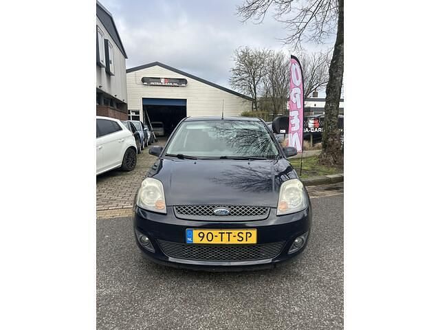 Occasion Ford Fiesta Futura 69 PK (50 kW) 2007 Blauw Hatchback
