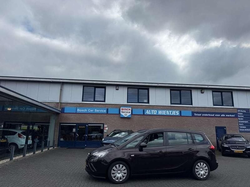 Bruin Gebruikt 2013 Opel Zafira Tourer Business MPV | € 4.750 (Goede deal) - Afbeelding 1/4
