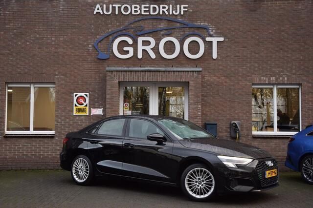 Zwart Gebruikt 2020 Audi A3 Sedan | € 23.950 (Eerlijke prijs) - Afbeelding 1/4
