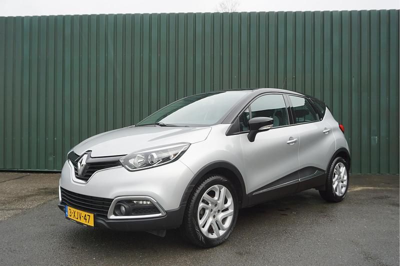 Occasion Renault Captur Dynamique 90 PK (66 kW) 2014 Grijs (metallic) SUV