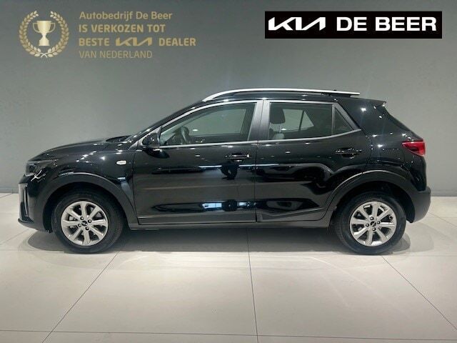 Zwart Gebruikt 2024 Kia Stonic SUV | € 23.995 (Eerlijke prijs) - Afbeelding 1/4