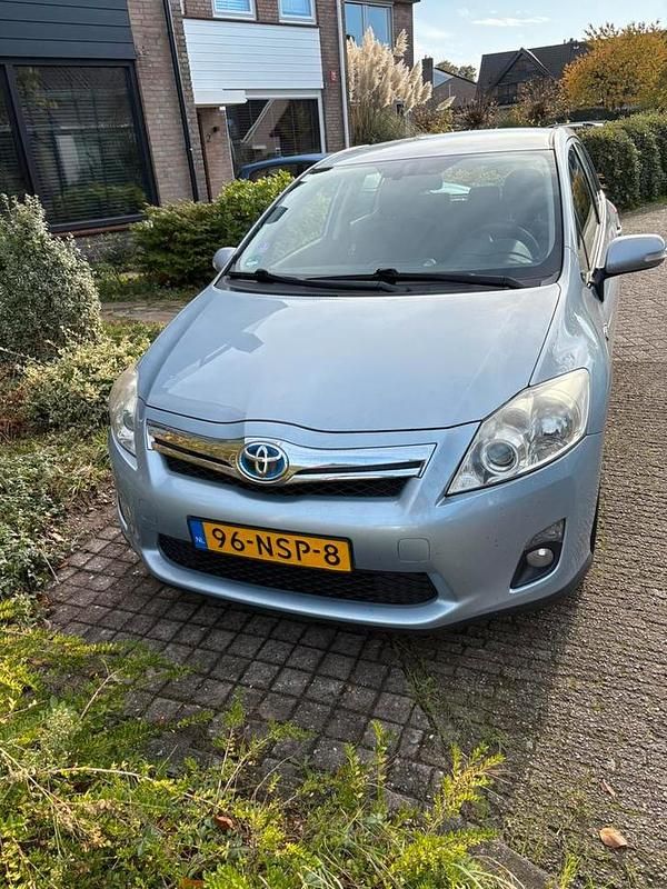 Gebruikt 2010 Toyota Auris | € 5.450 - Afbeelding 1/4