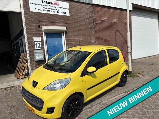 Geel Gebruikt 2010 Peugeot 107 Hatchback | € 1.849 (Eerlijke prijs) - Afbeelding 1/4
