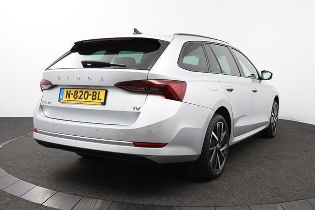 Occasion Skoda Octavia Business Line 204 PK (150 kW) 2021 Grijs Stationwagen