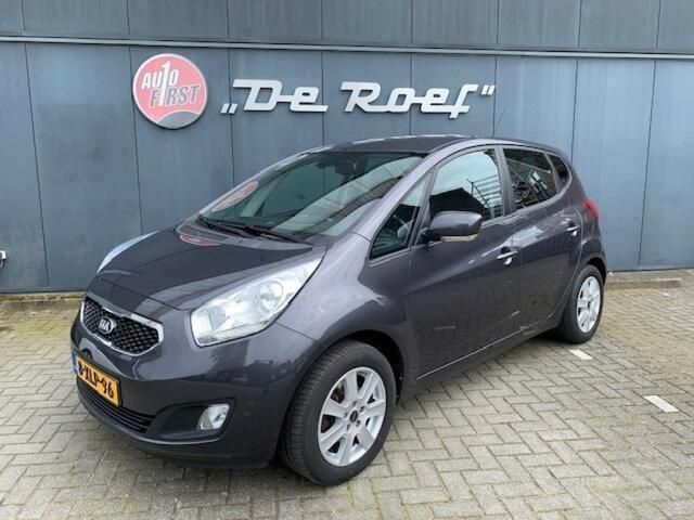 Grijs Gebruikt 2014 Kia Venga Hatchback | € 7.950 (Iets duurder) - Afbeelding 1/4
