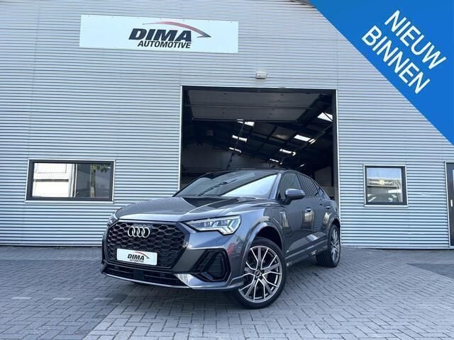 Grijs Gebruikt 2022 Audi Q3 Sportback Basis SUV | € 41.750 (Iets duurder) - Afbeelding 1/4