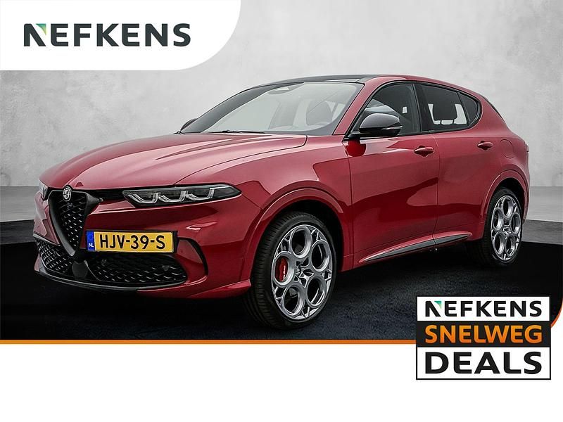 Rood Nieuw 2025 Alfa Romeo Tonale SUV | € 54.325 (Duur) - Afbeelding 1/4