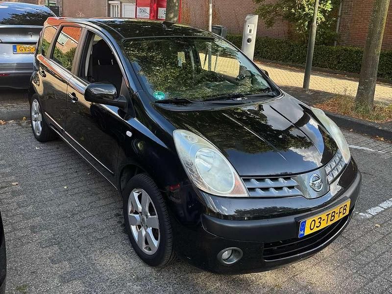 Zwart Gebruikt 2006 Nissan Note MPV | € 2.000 (Eerlijke prijs) - Afbeelding 1/4