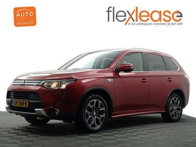 Rood Occasion 2015 Mitsubishi Outlander SUV | € 16.900 (Duur) - Afbeelding 1/4