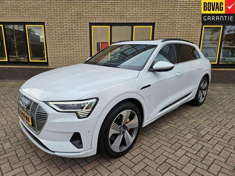 Wit Gebruikt 2018 Audi e-tron Advanced SUV | € 28.900 (Goede deal) - Afbeelding 1/4