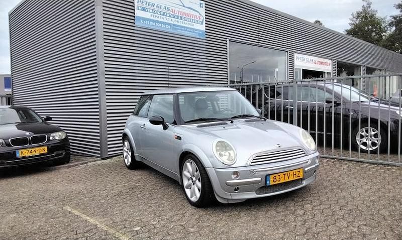 Occasion Mini Cooper Chili 2003 Zilver (metallic) Hatchback