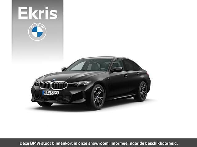 Zwart Nieuw 2025 BMW 330 Comfort Edition Sedan | € 65.588 - Afbeelding 1/4