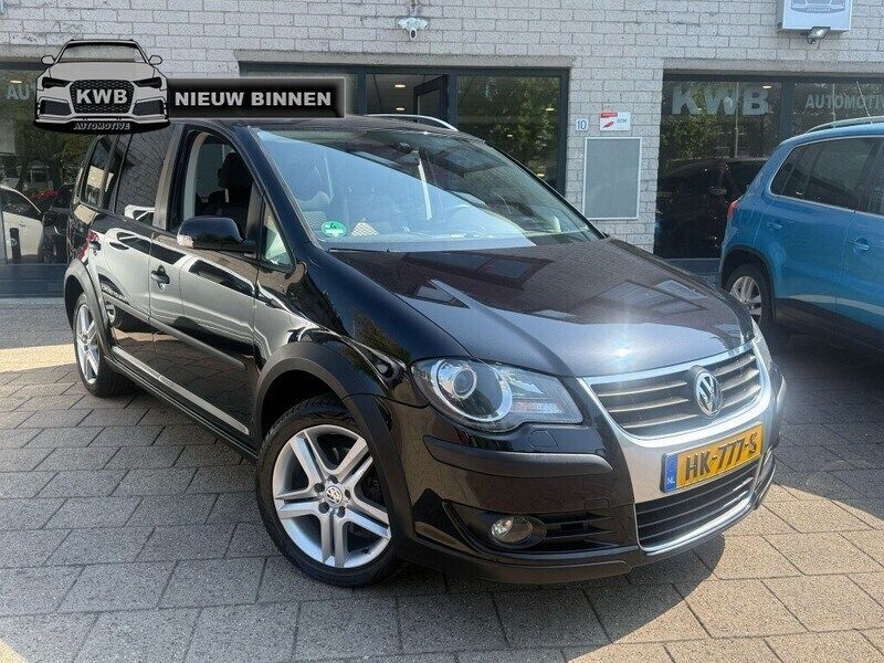 Zwart Gebruikt 2008 VW Touran Cross MPV | € 4.350 - Afbeelding 1/4