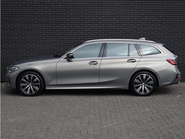 Occasion BMW 318 Luxury Line 156 PK (114 kW) 2022 Grijs Stationwagen