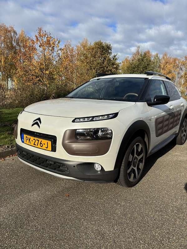 Wit Gebruikt 2017 Citroën C4 Cactus Business Class Hatchback | € 9.350 (Eerlijke prijs) - Afbeelding 1/4