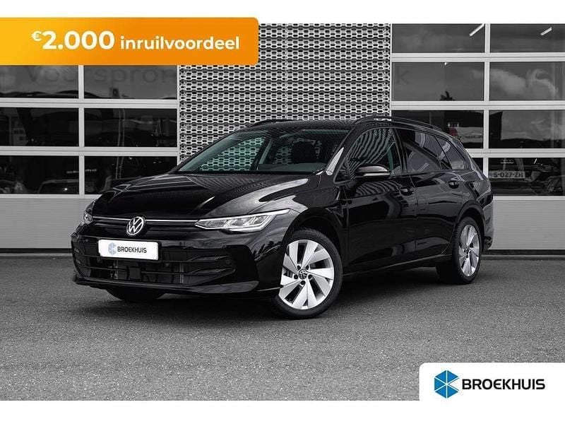 Zwart, metallic lak Nieuw 2024 VW Golf VIII Edition Stationwagen | € 35.400 - Afbeelding 1/4