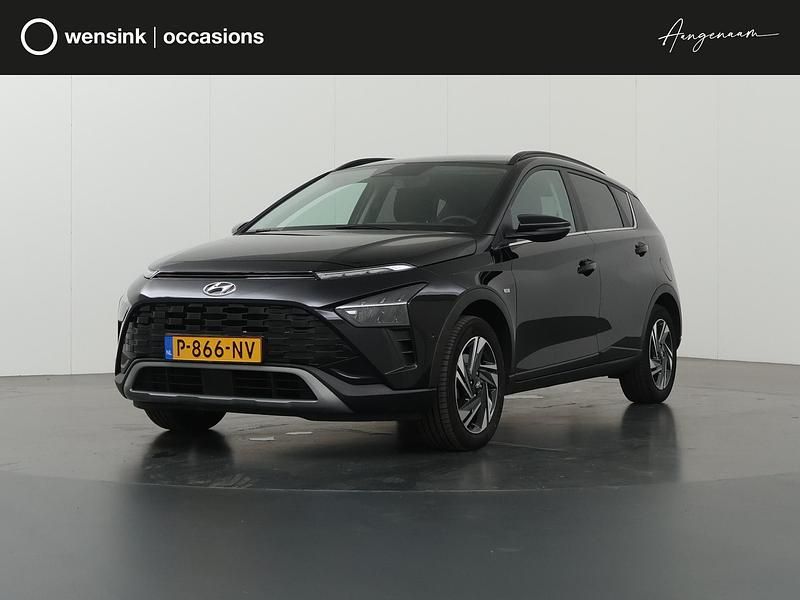 Zwart Occasion 2022 Hyundai Bayon Premium SUV | € 18.830 (Eerlijke prijs) - Afbeelding 1/4