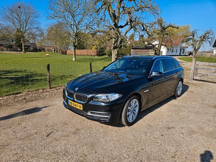 Gebruikt 2016 BMW 518 | € 12.250 - Afbeelding 1/4