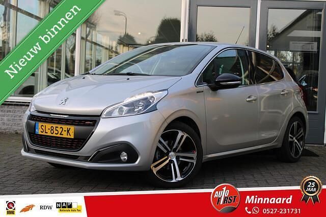 Grijs Gebruikt 2018 Peugeot 208 GT-line Hatchback | € 9.800 (Eerlijke prijs) - Afbeelding 1/4