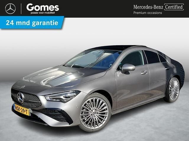 Grijs Gebruikt 2025 Mercedes CLA250 AMG Sedan | € 46.950 (Duur) - Afbeelding 1/4