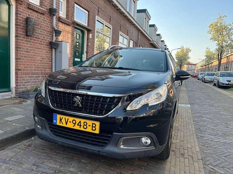 Zwart Gebruikt 2016 Peugeot 2008 SUV | € 8.500 (Eerlijke prijs) - Afbeelding 1/4