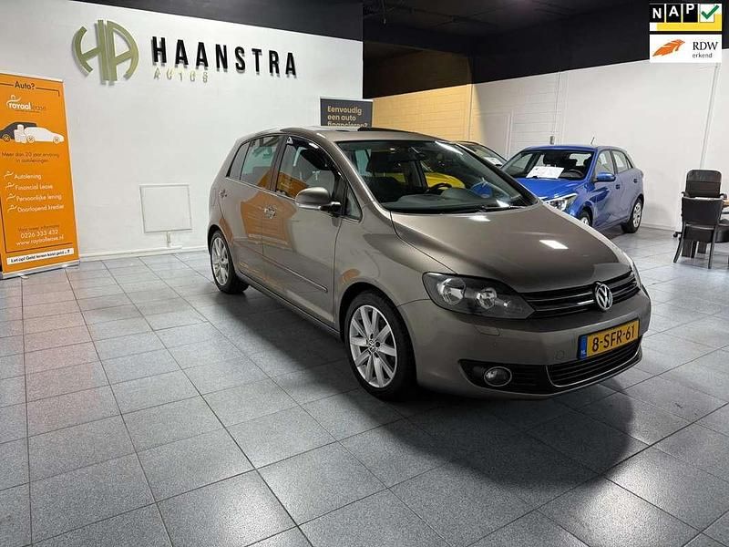 Bruin Gebruikt 2013 VW Golf Plus Highline MPV | € 7.950 (Eerlijke prijs) - Afbeelding 1/4