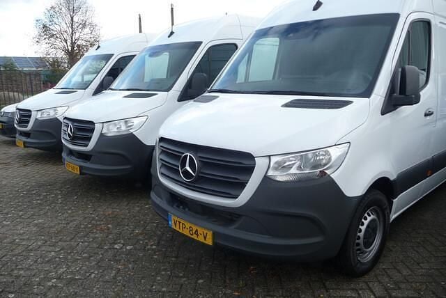 Wit Gebruikt 2023 Mercedes Sprinter Van | € 28.500 (Super prijs) - Afbeelding 1/4