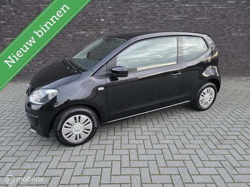 Zwart Gebruikt 2016 VW up! move up! Hatchback | € 5.250 (Goede deal) - Afbeelding 1/4