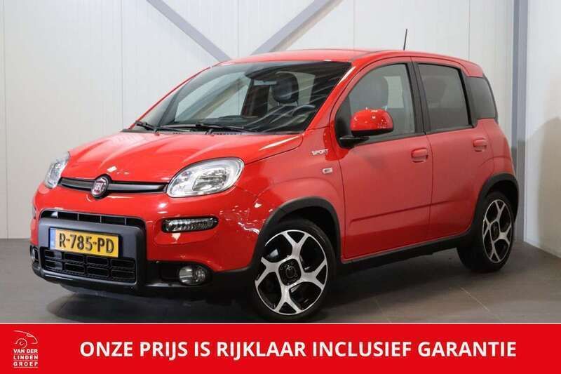 Rood Gebruikt 2021 Fiat Panda Sport Hatchback | € 13.995 (Eerlijke prijs) - Afbeelding 1/4