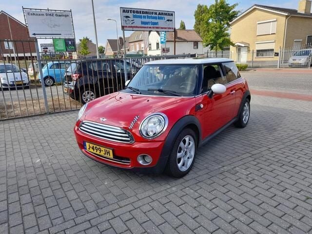 Rood Gebruikt 2009 Mini Cooper Hatchback | € 3.295 (Super prijs) - Afbeelding 1/4