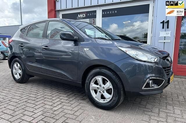 Grijs Gebruikt 2011 Hyundai ix35 Dynamiq SUV | € 11.950 (Eerlijke prijs) - Afbeelding 1/4