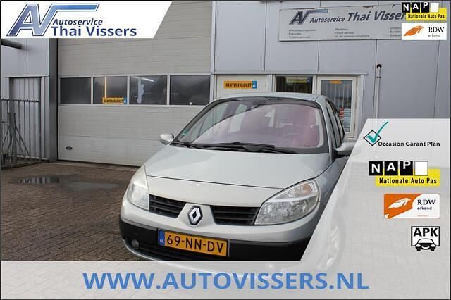 Grijs Gebruikt 2004 Renault Scénic II MPV | € 1.650 (Eerlijke prijs) - Afbeelding 1/4