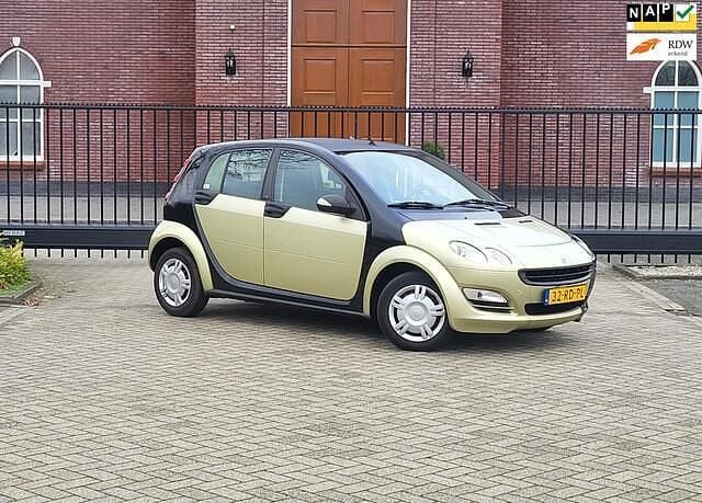 Zwart Gebruikt 2005 Smart ForFour Pulse Hatchback | € 1.250 (Eerlijke prijs) - Afbeelding 1/4