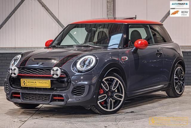 Grijs Gebruikt 2017 Mini John Cooper Works Chili Hatchback | € 23.450 (Eerlijke prijs) - Afbeelding 1/4