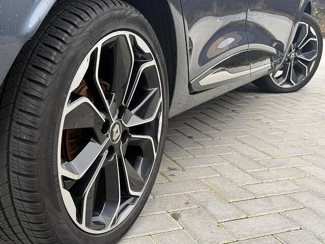 Occasion Renault Clio IV Intens 118 PK (86 kW) 2017 Grijs Hatchback