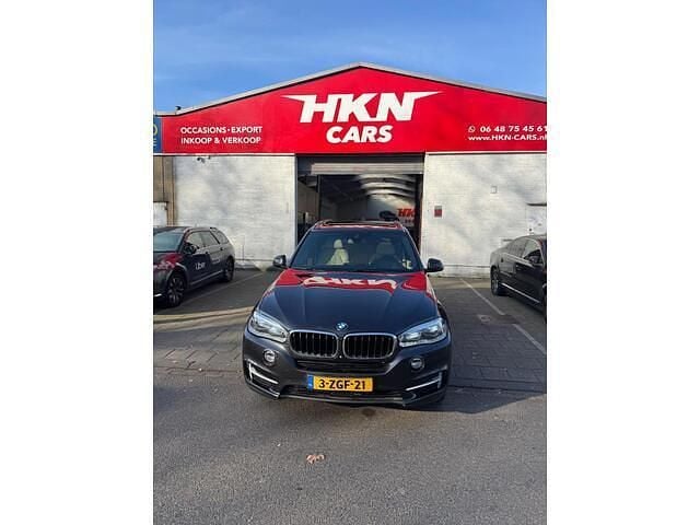 Grijs Gebruikt 2015 BMW X5 Executive SUV | € 15.950 (Super prijs) - Afbeelding 1/4