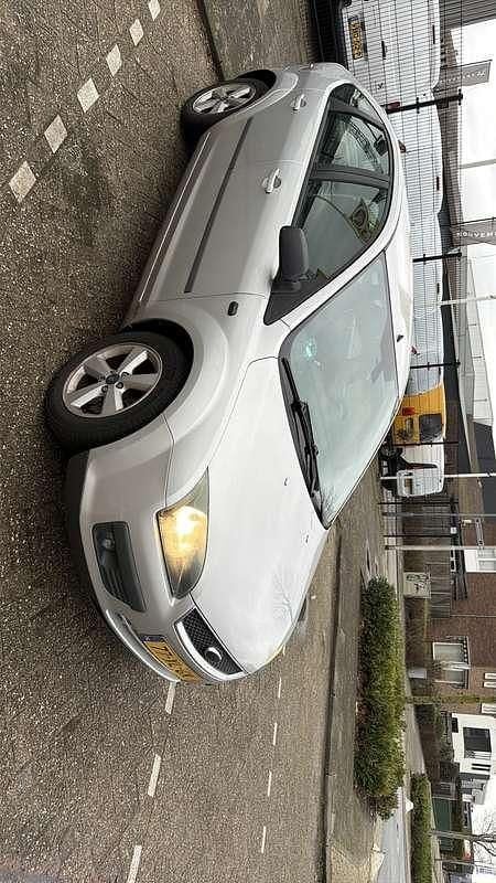 Occasion Ford Focus Futura 116 PK (85 kW) 2007 Grijs Hatchback