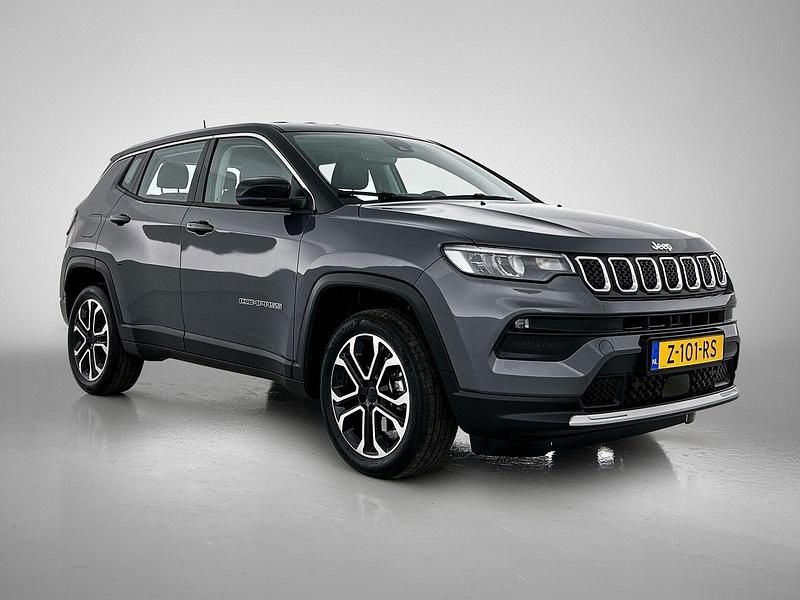 Occasion Jeep Compass Summit 131 PK (96 kW) 2024 Grijs SUV