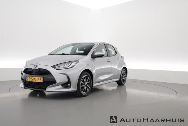 Grijs Gebruikt 2023 Toyota Yaris Hatchback | € 19.900 (Goede deal) - Afbeelding 1/3