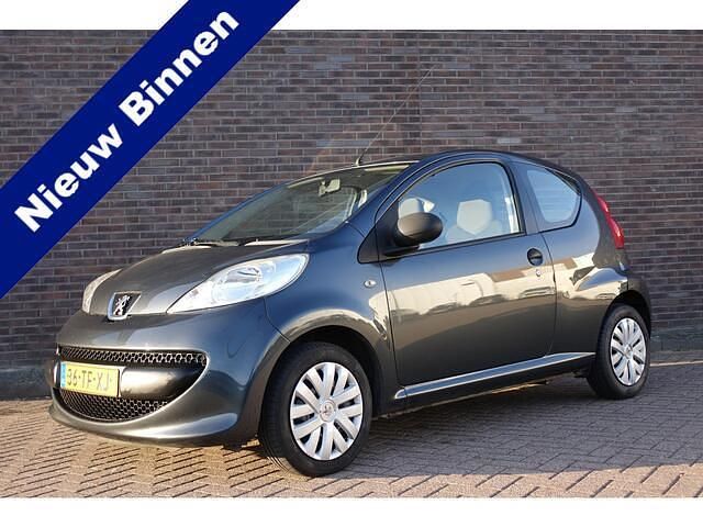Occasion Peugeot 107 68 PK (50 kW) 2006 Grijs Hatchback