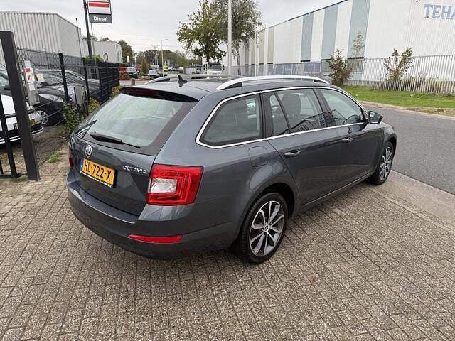 Occasion Skoda Octavia 110 PK (80 kW) 2015 Grijs Stationwagen