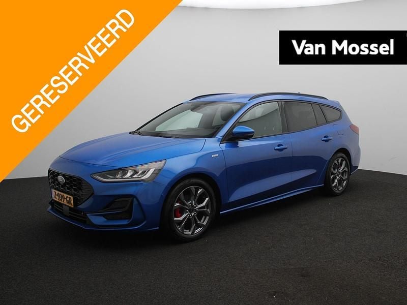 Blauw Gebruikt 2024 Ford Focus ST-Line Stationwagen | € 24.645 (Eerlijke prijs) - Afbeelding 1/3