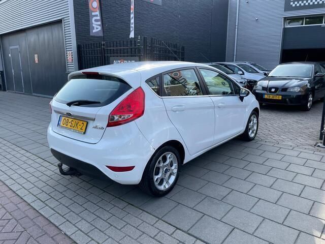 Occasion Ford Fiesta Titanium 60 PK (44 kW) 2011 Wit Hatchback