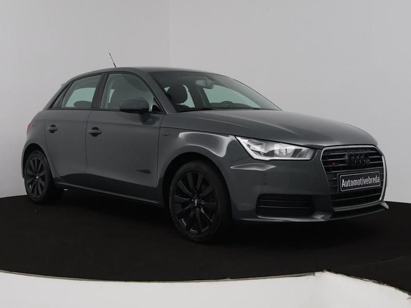 Grijs (metallic) Gebruikt 2016 Audi A1 Sportback Sport Hatchback | € 11.995 (Super prijs) - Afbeelding 1/4